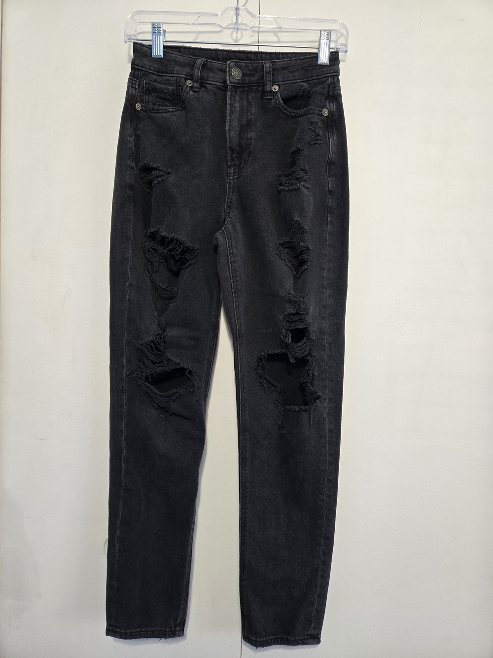 American Eagle Black Ripped Mom Jeans‎ Comfort Stretch Waistband Size 00